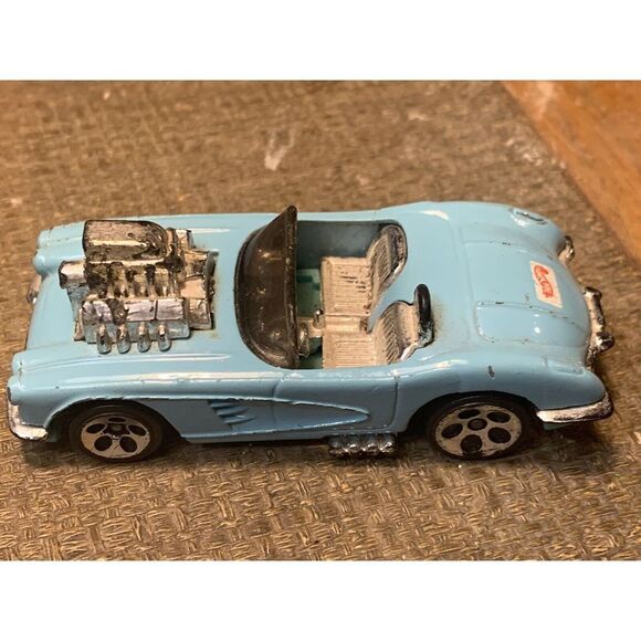 Hot Wheels Lot Of 6 Ferrari/Fire Crew/Corvette/Tacoma/El Camino/Ford coupe - Picture 8 of 16